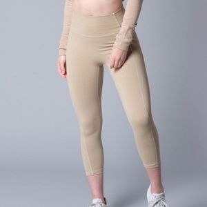 Paragon Fitwear tan leggings!